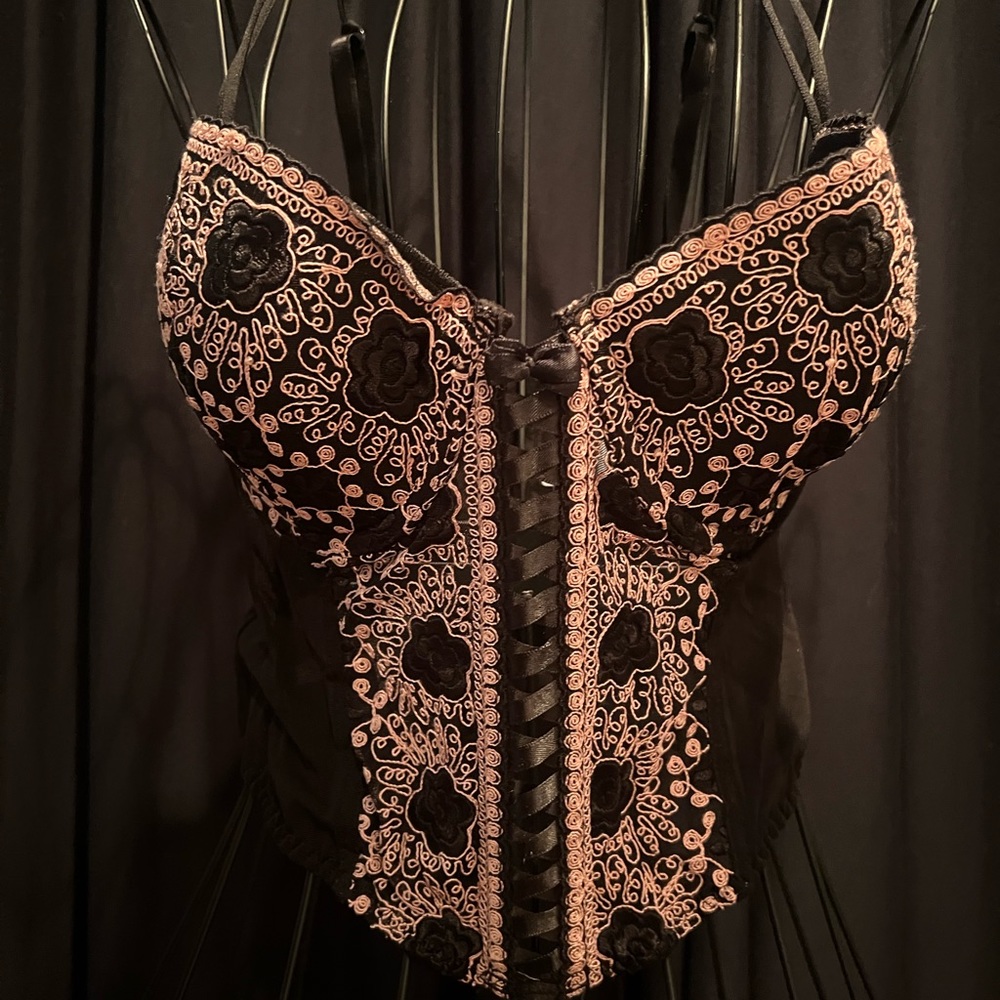 “Delicates” black and pink lace and ribbon bustier size 36C